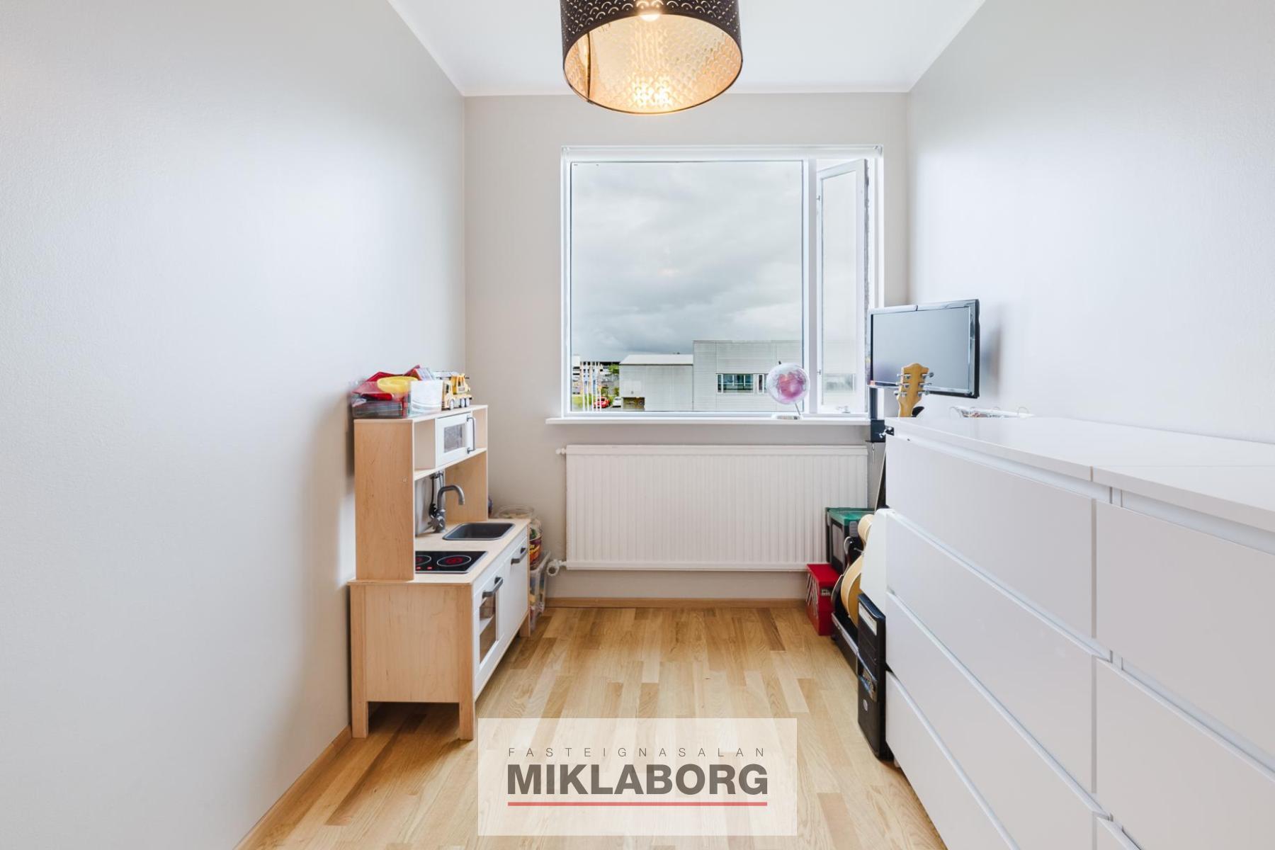 Hraunbær_118-6.jpg