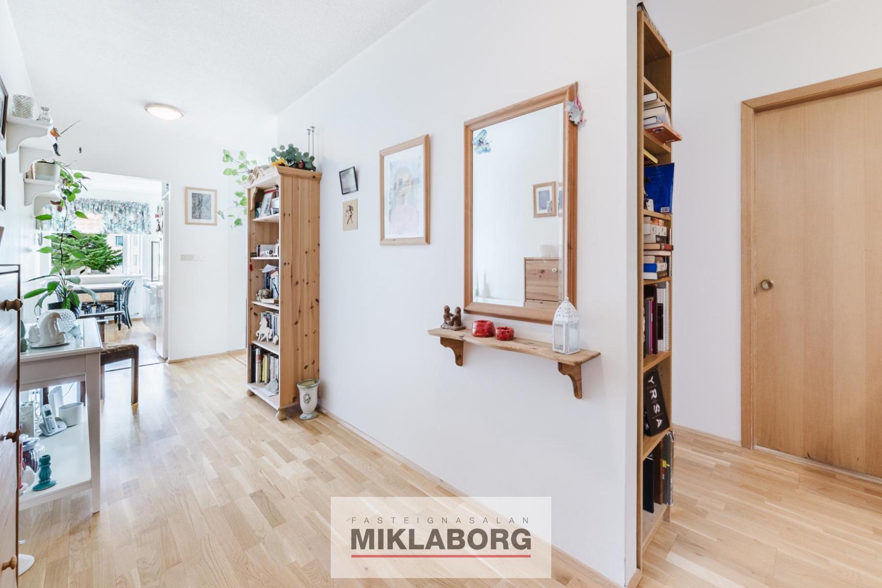 Hraunbær_180-11.jpg