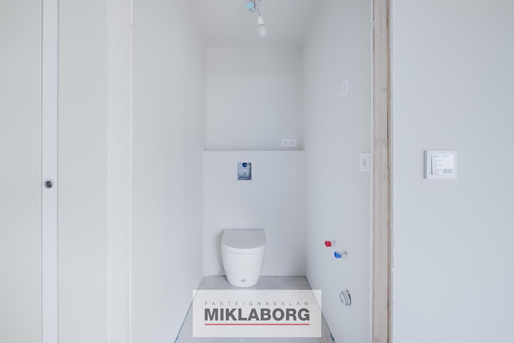 Höfuðból_205-17.jpg