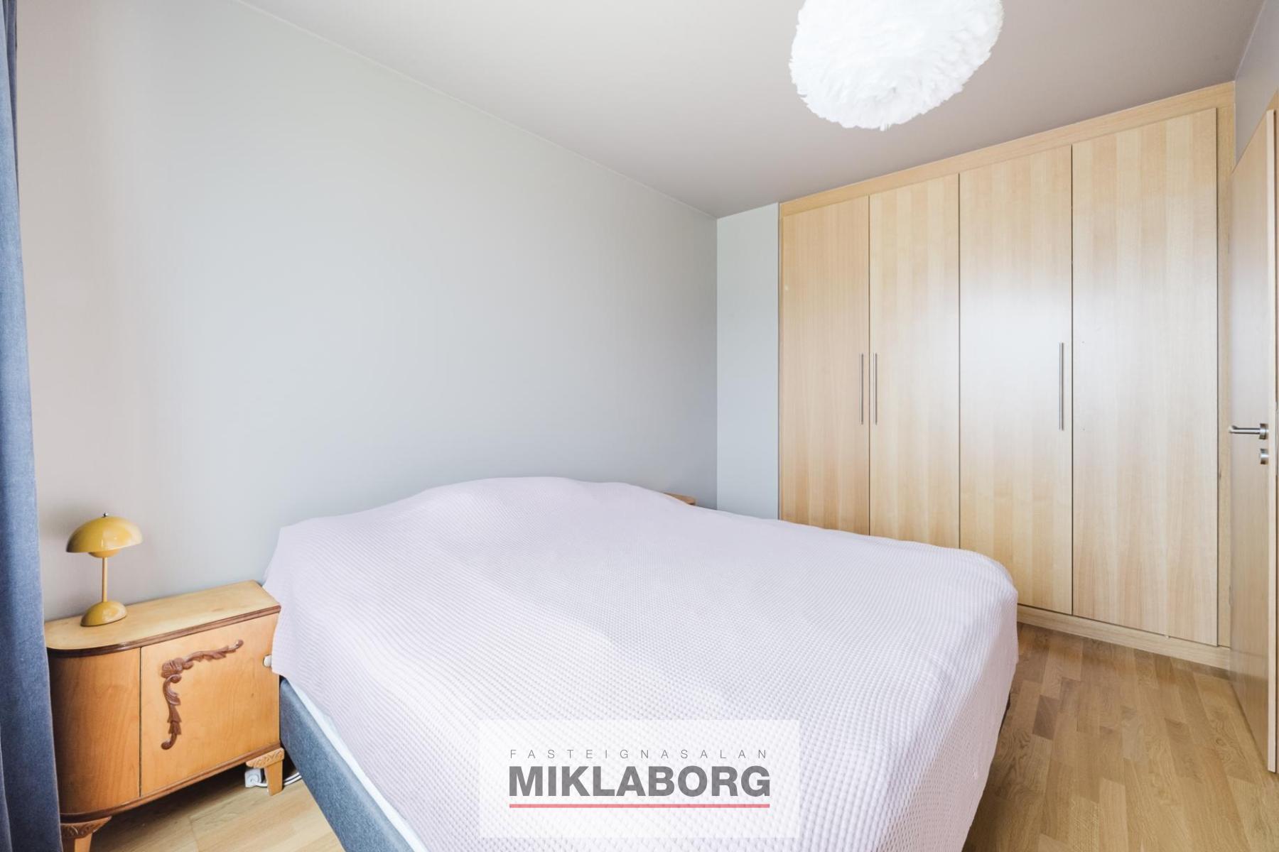 Hraunbær_118-9.jpg