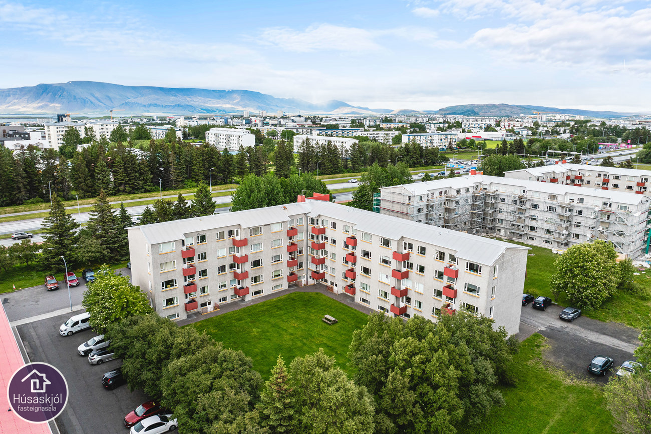 Ytra umhverfi