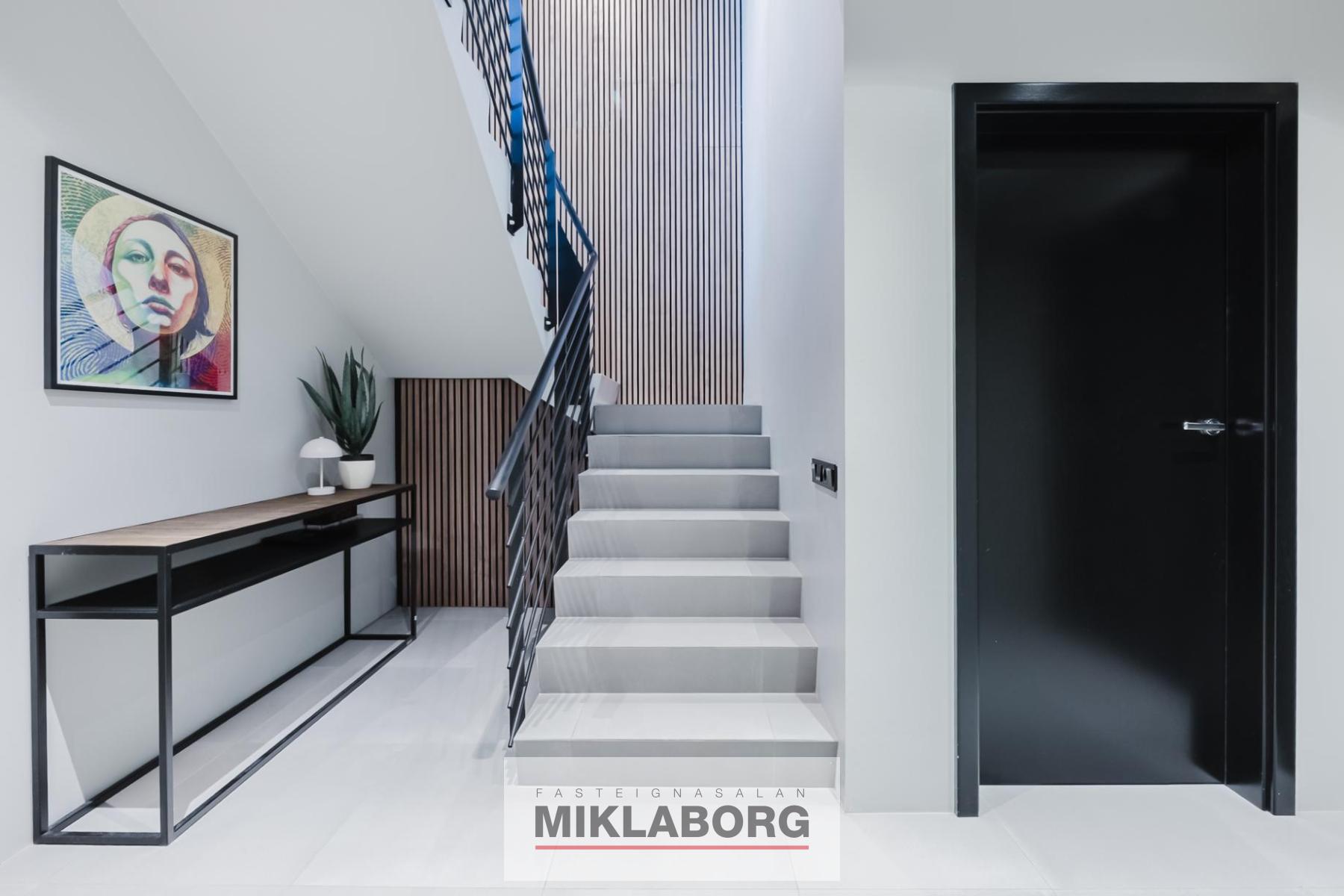Sifjarbrunnur_22-40.jpg