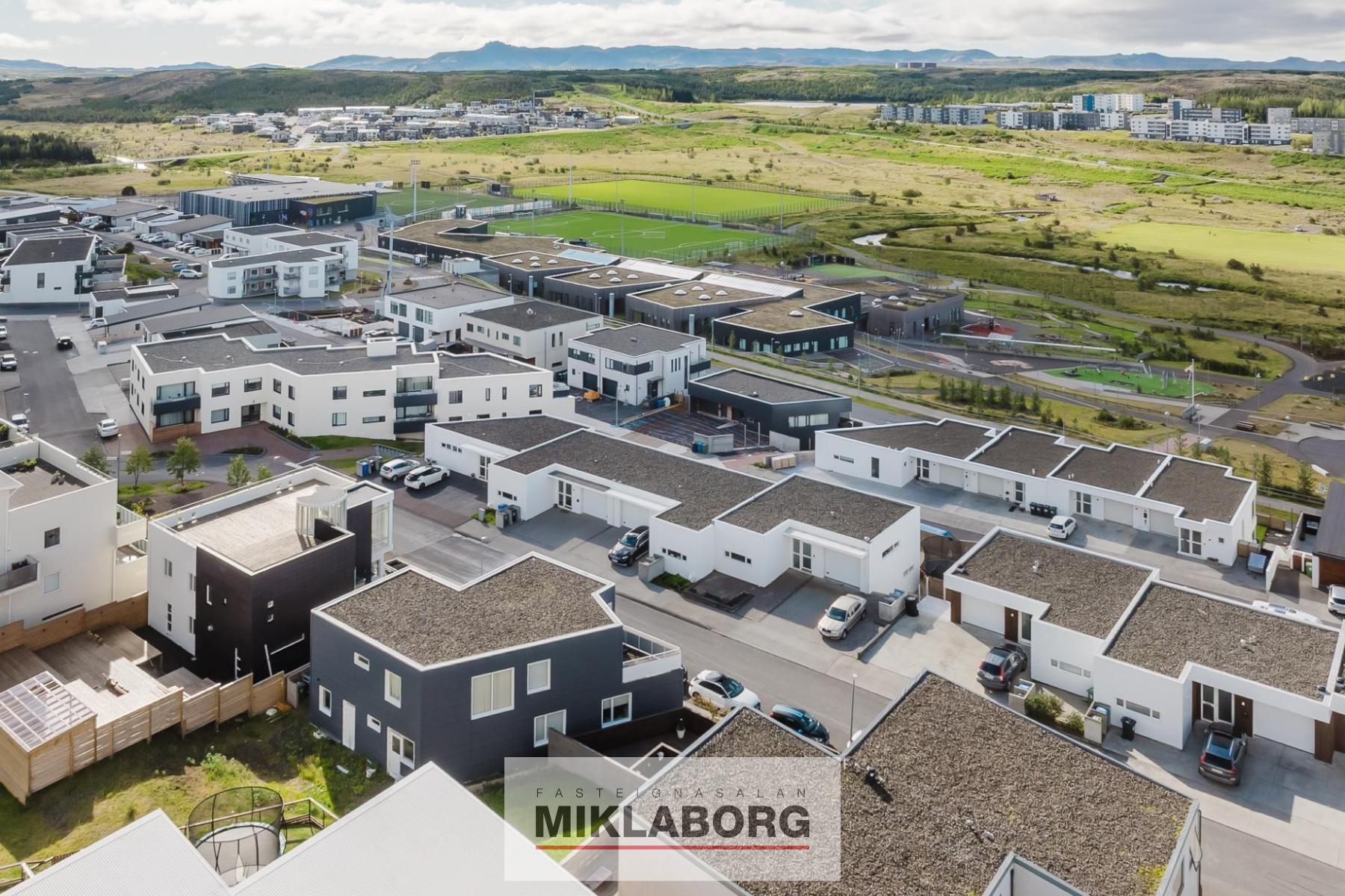 Sifjarbrunnur_22-51.jpg