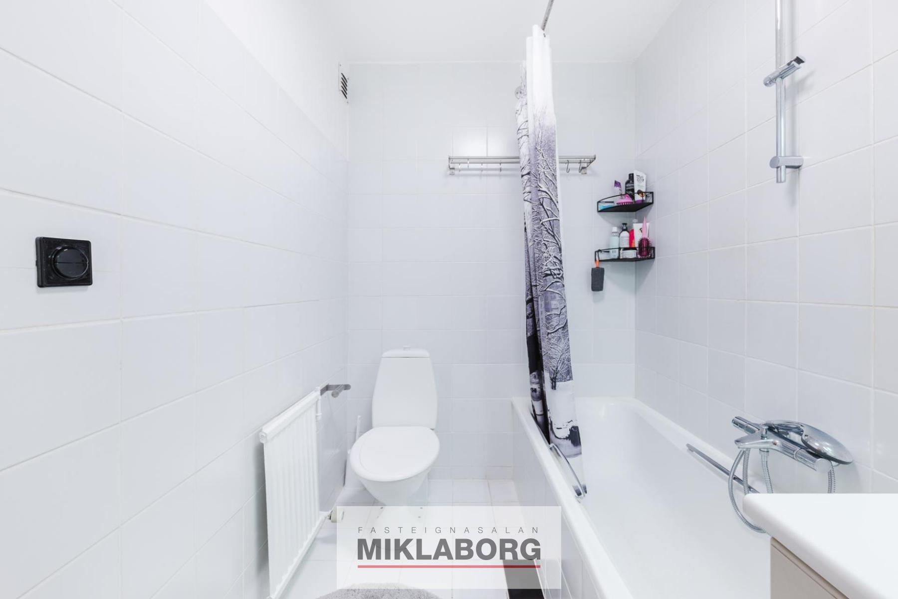 Hraunbær_180-5.jpg