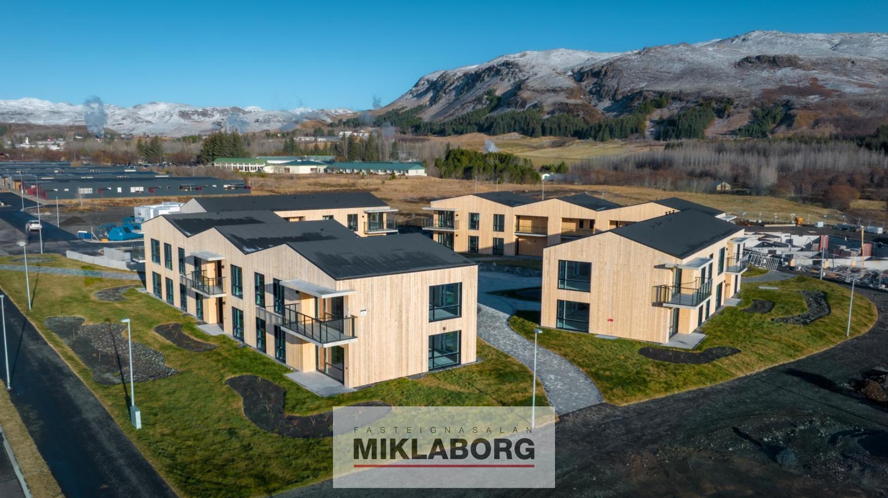 Lindarbrún-2 - Copy.jpg