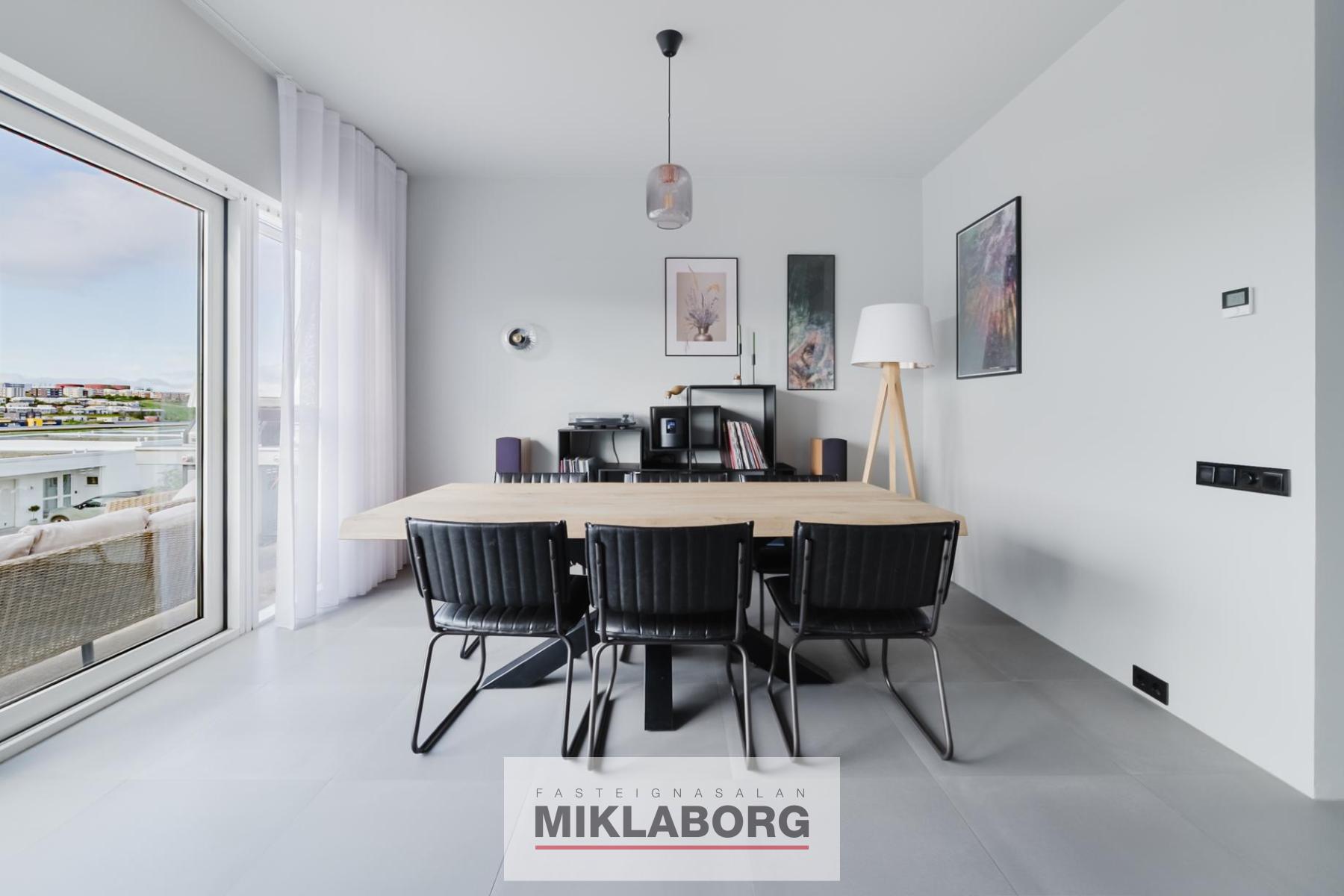 Sifjarbrunnur_22-14.jpg