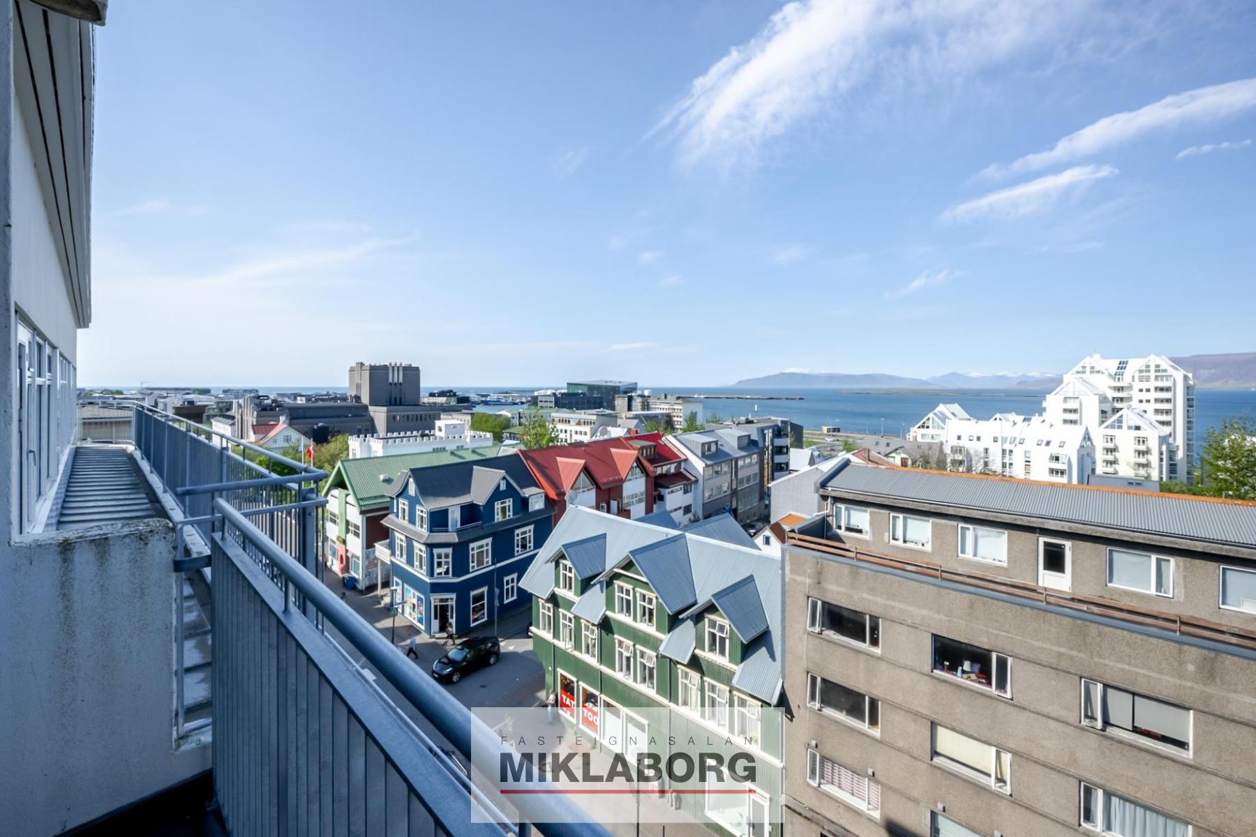 Hverfisgata_44-52.jpg