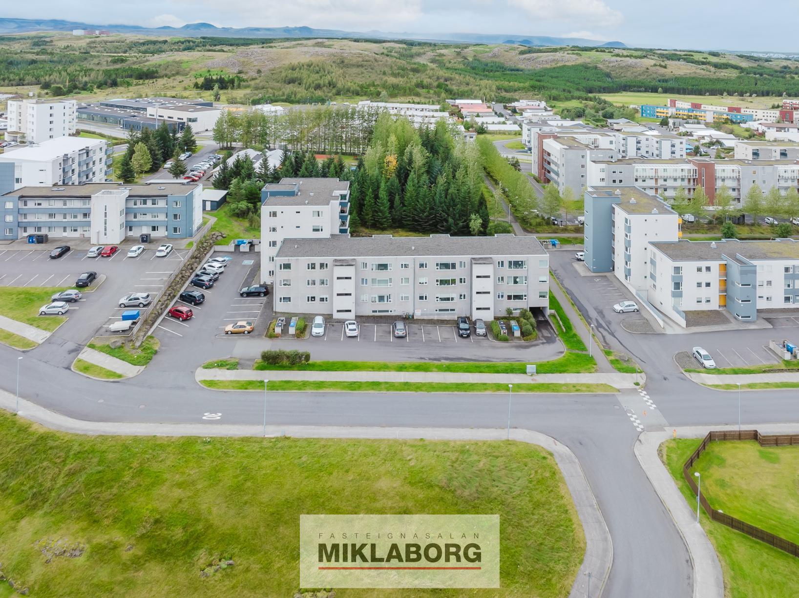 Þórðarsveigur_28-33.jpg