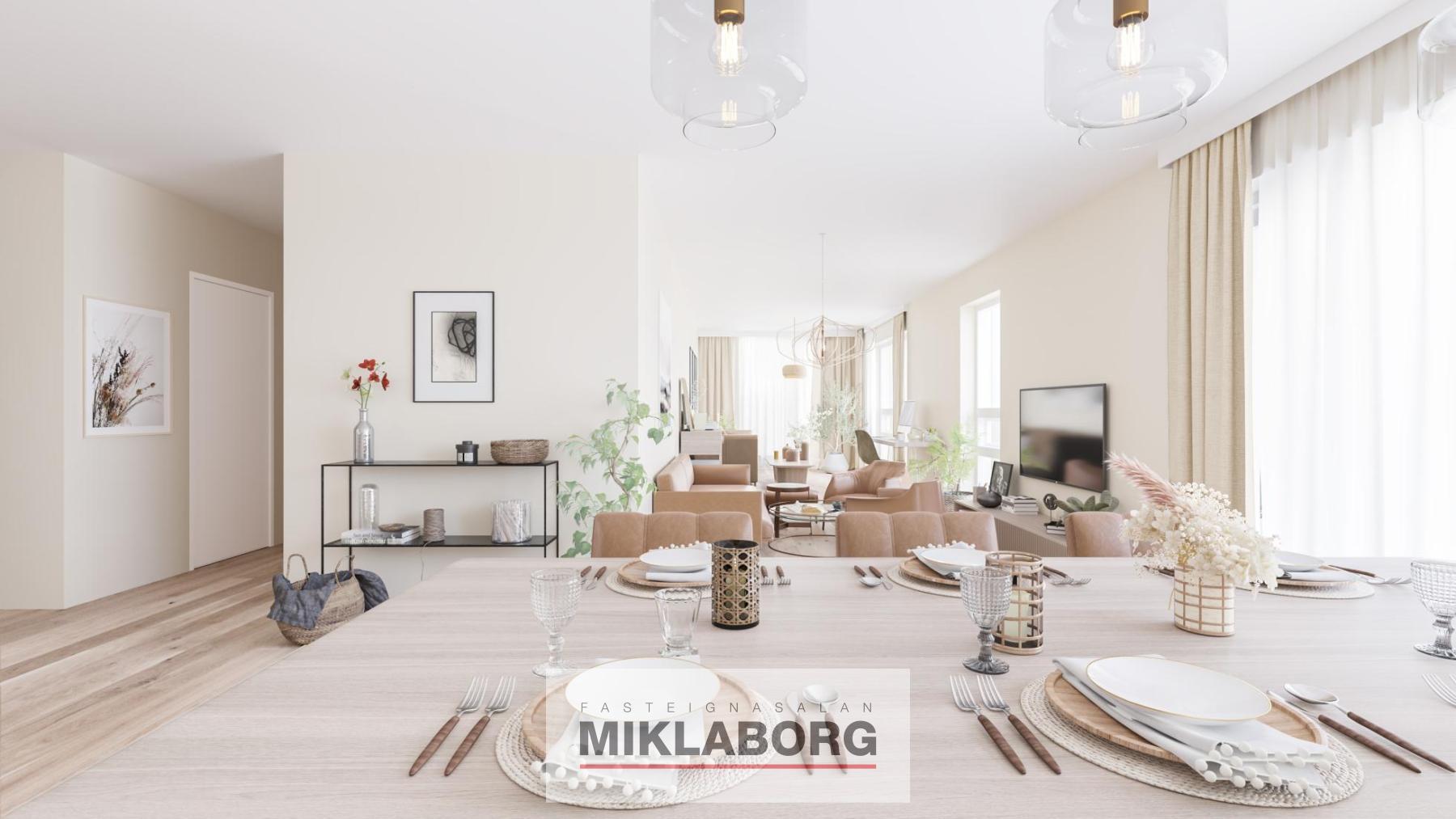 505_01_LivingRoom.jpg