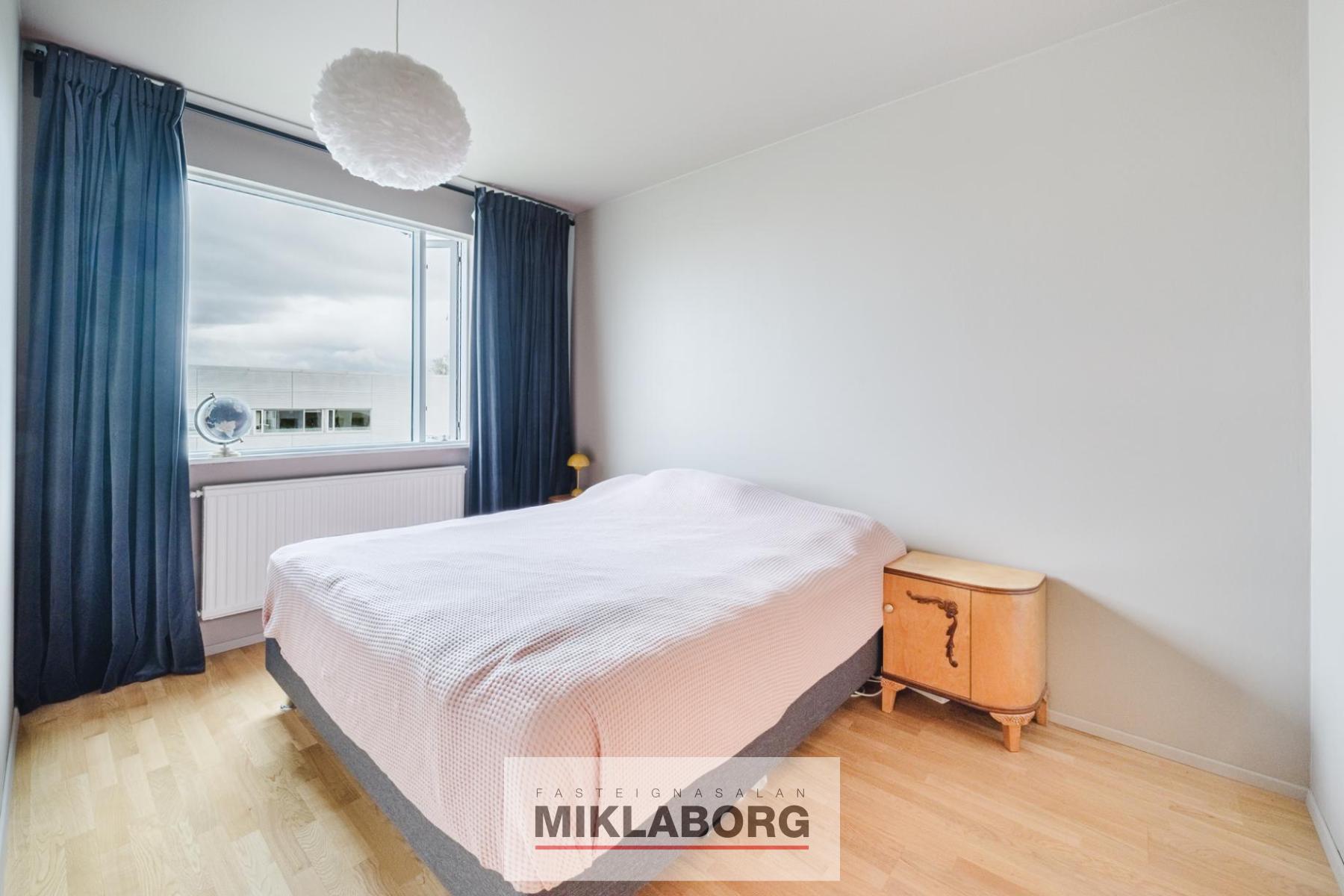 Hraunbær_118-8.jpg