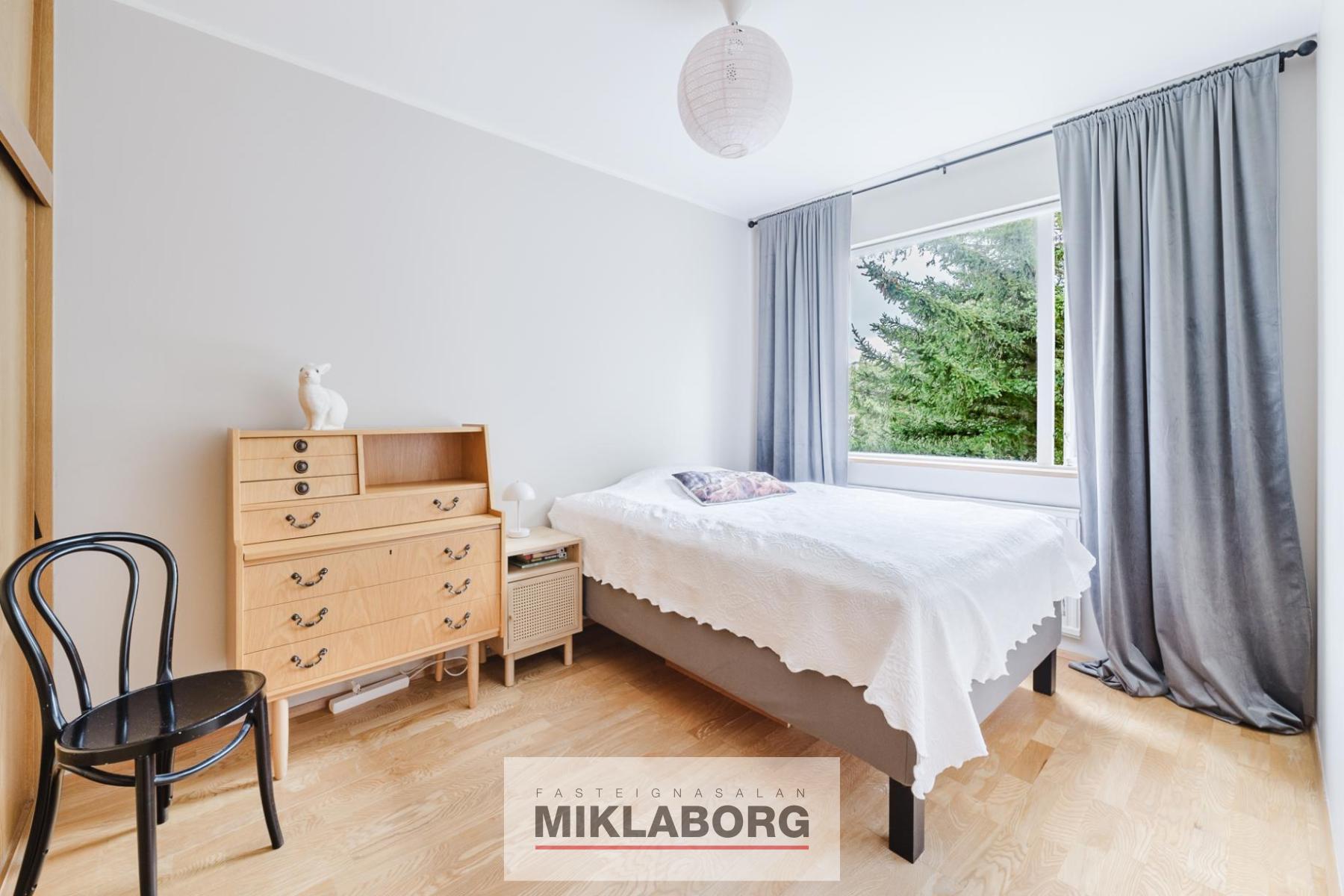 Hraunbær_180-1.jpg